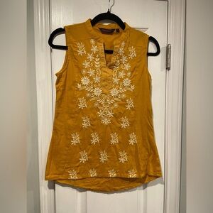 Srishti Size S Mustard Yellow Cotton Blend Pullover Embroidered Sleeveless Top